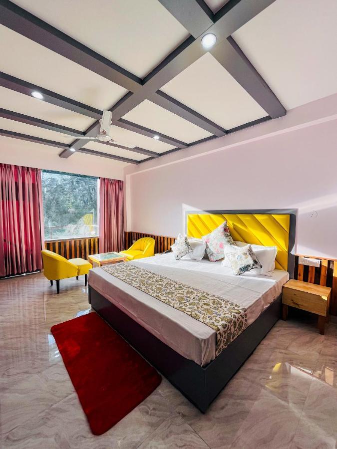 Resort Apple Flower By Manali Mall Road Exterior photo