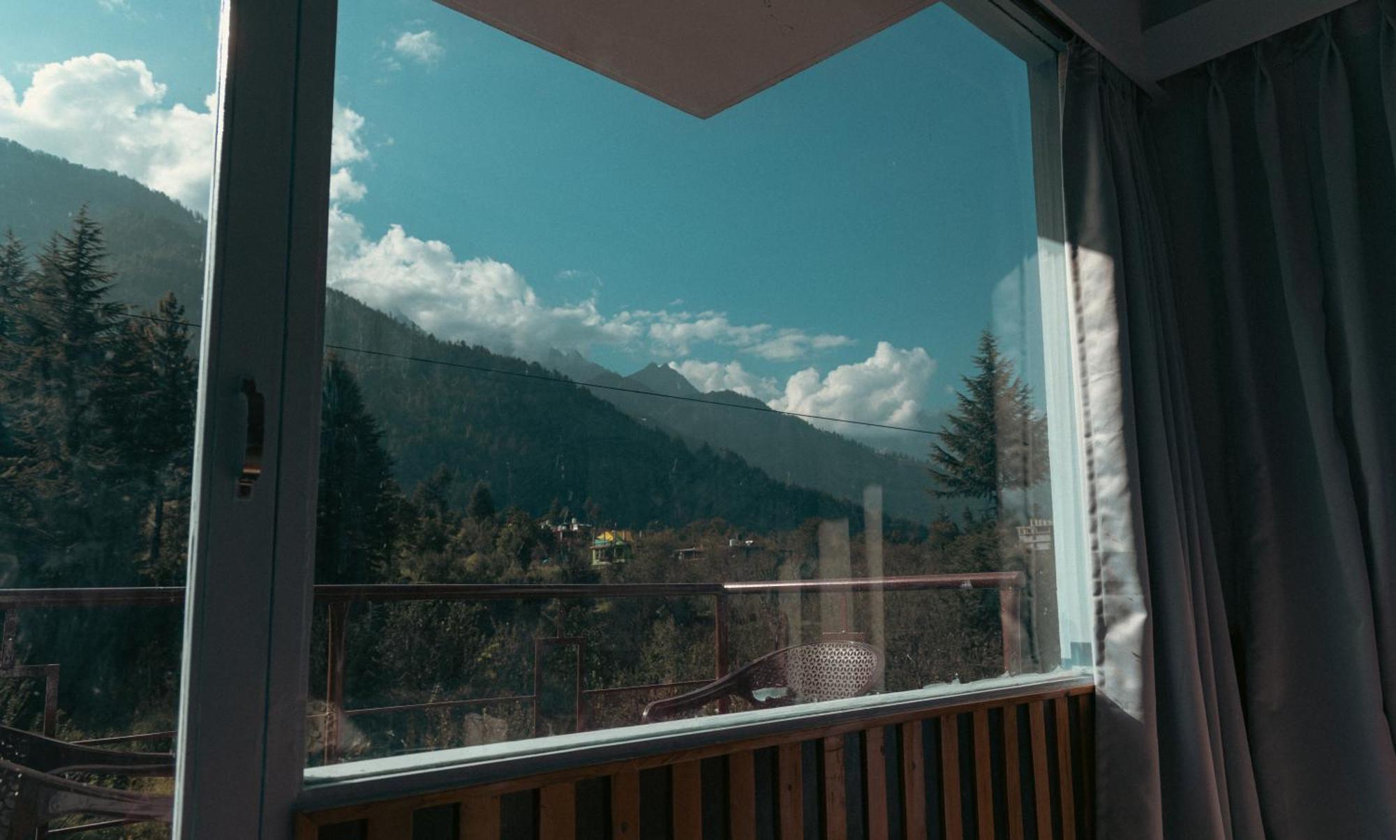 Resort Apple Flower By Manali Mall Road Exterior photo