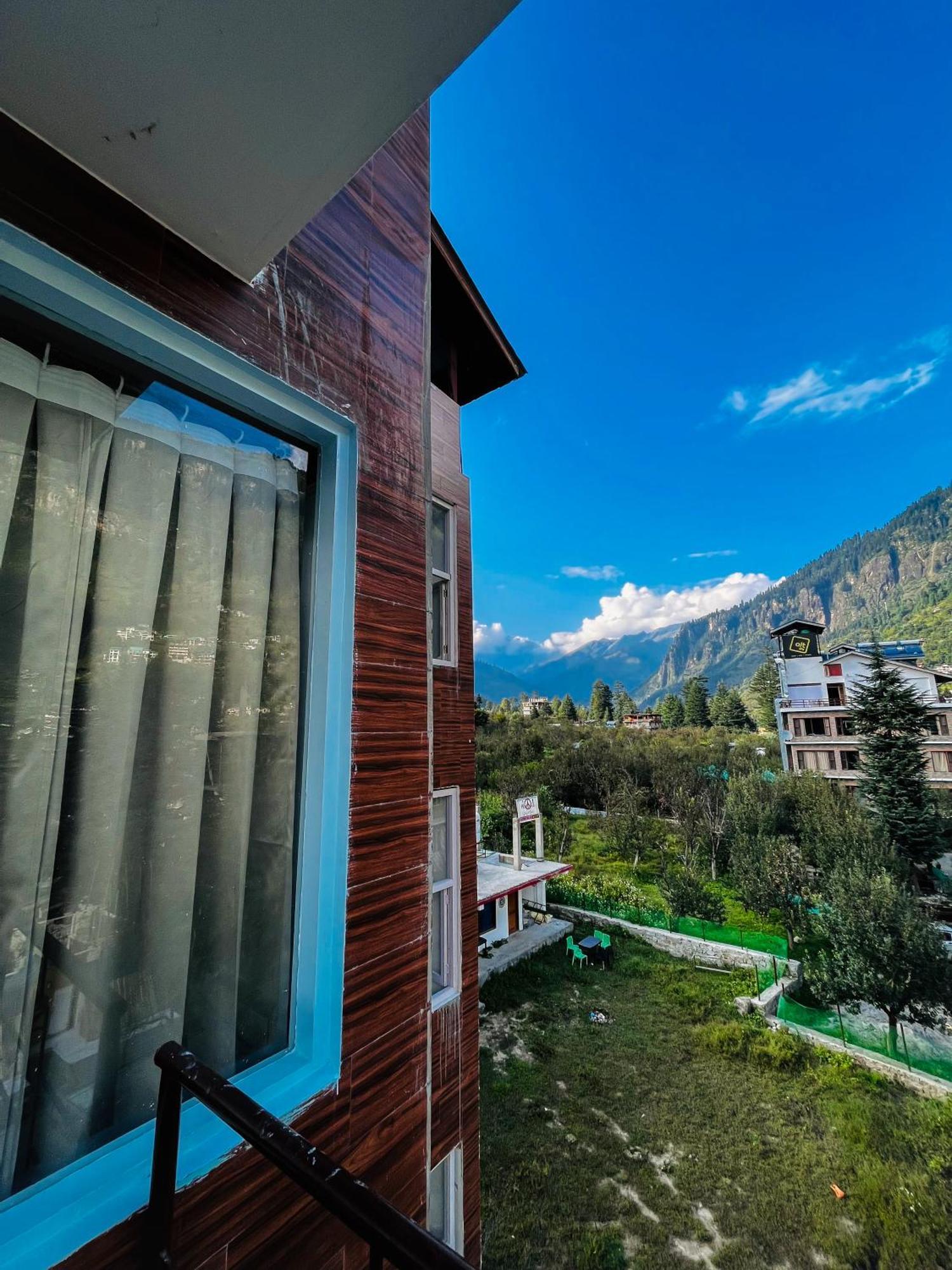 Resort Apple Flower By Manali Mall Road Exterior photo
